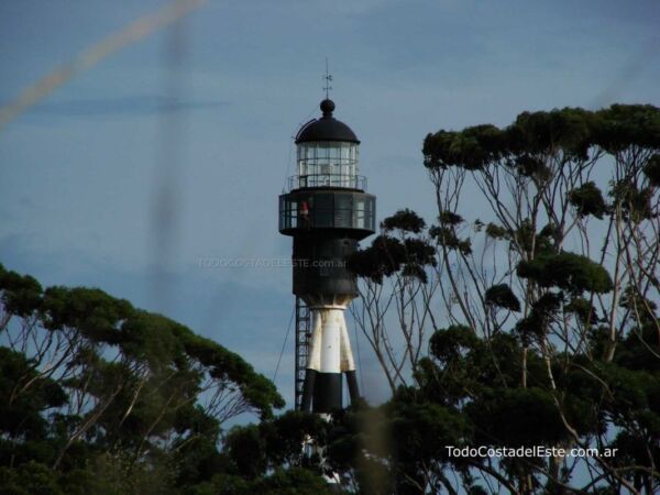 Faro San Antonio en San Clemente del Tuyú