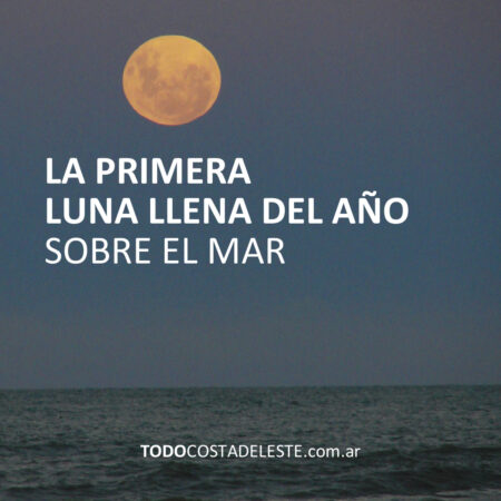 La luna sobre el mar